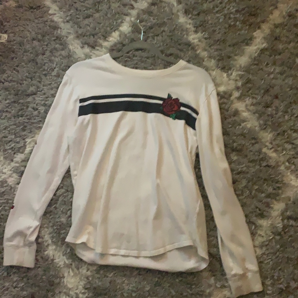 hollister long sleeve top